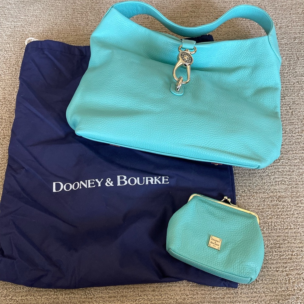NWOT dooney and Burke purse and wallet